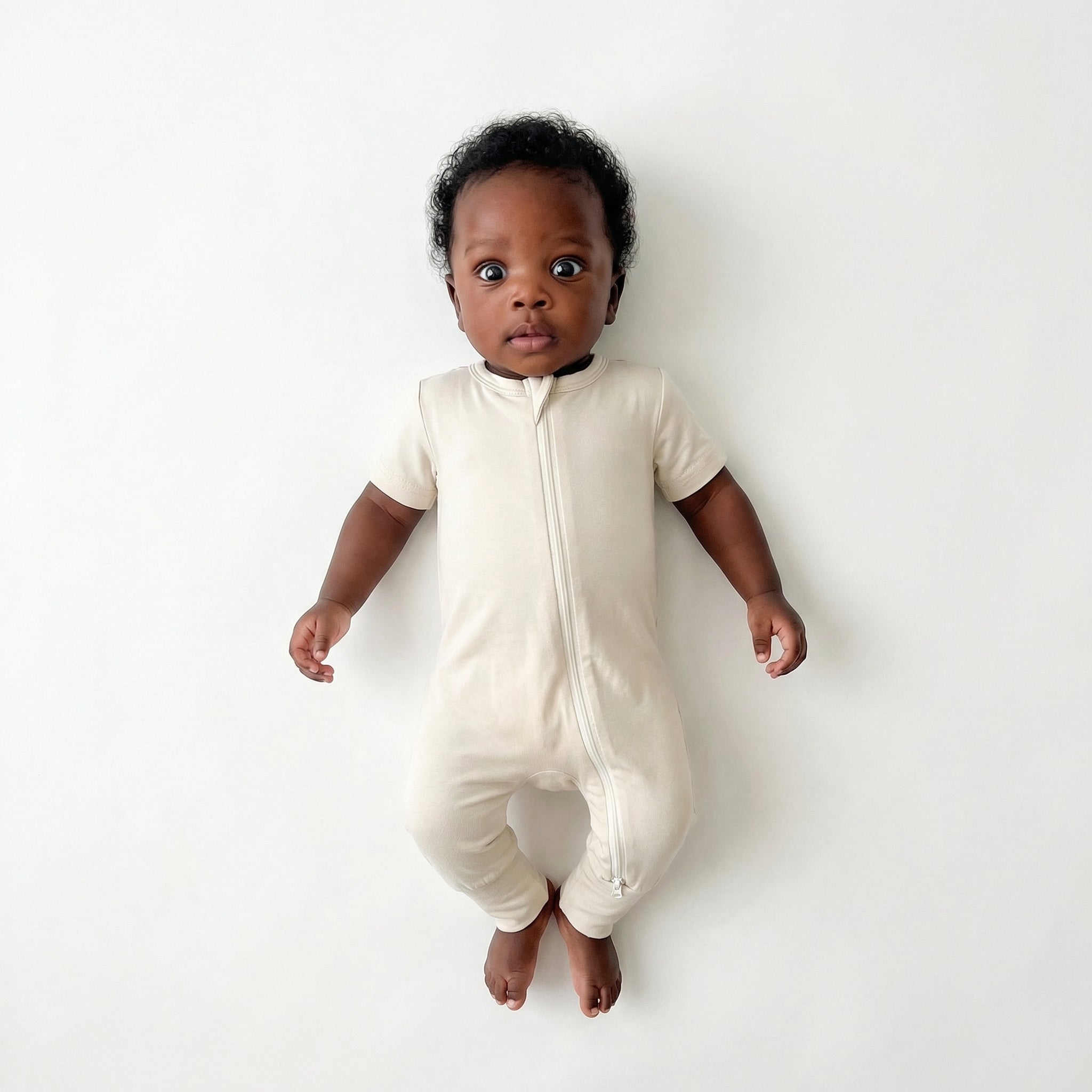 Short Sleeves Zip Romper in Beige