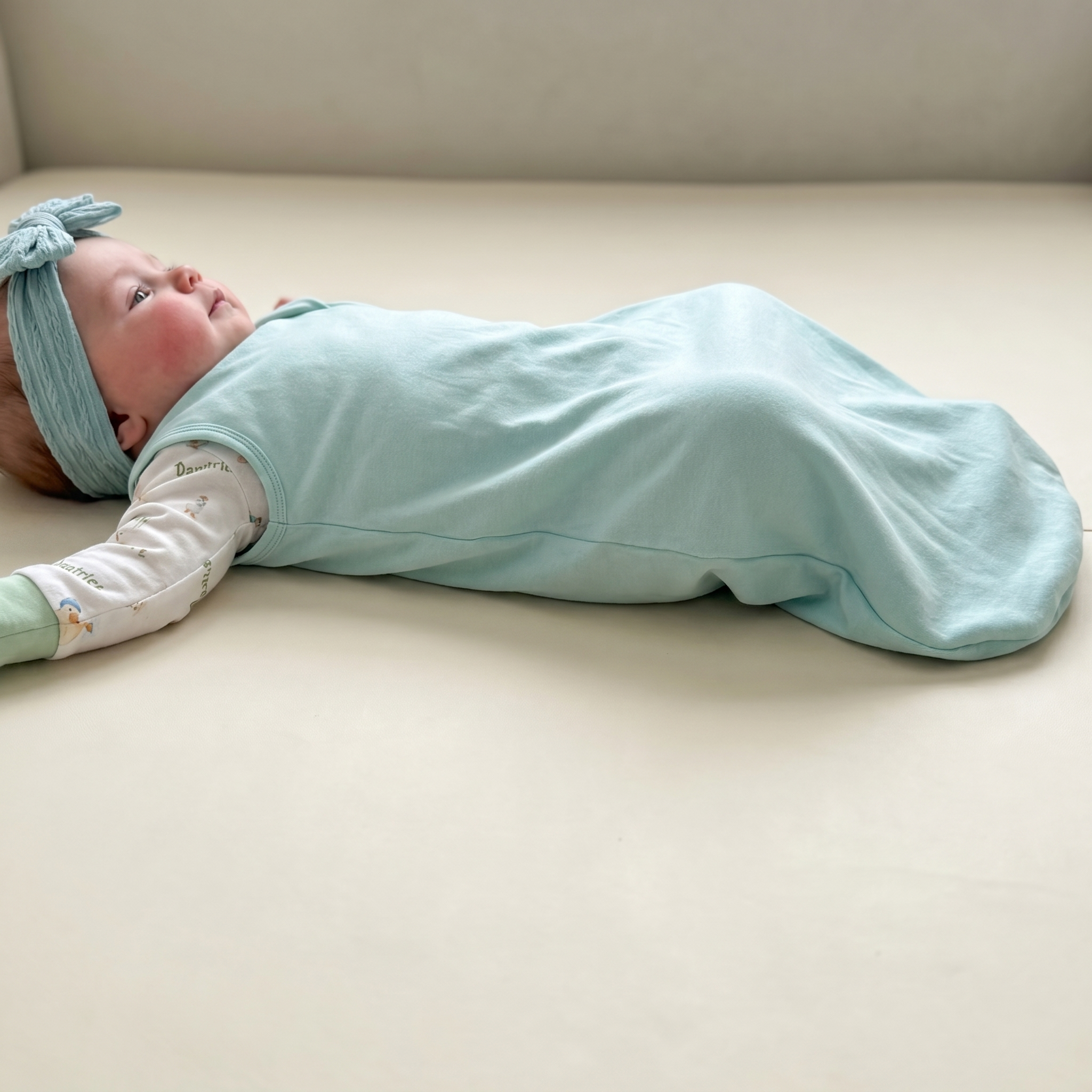 Embroidered Sleep Bag in Light Blue 1.0 TOG