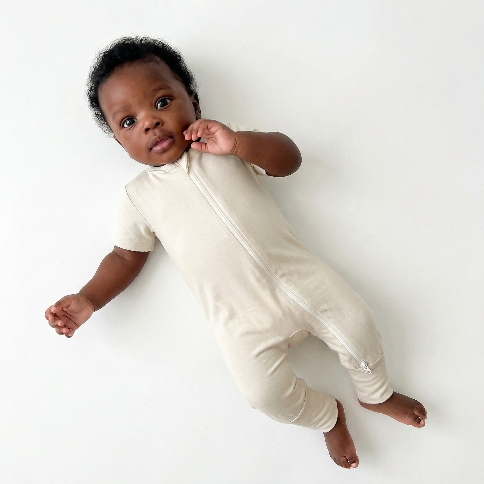 Short Sleeves Zip Romper in Beige