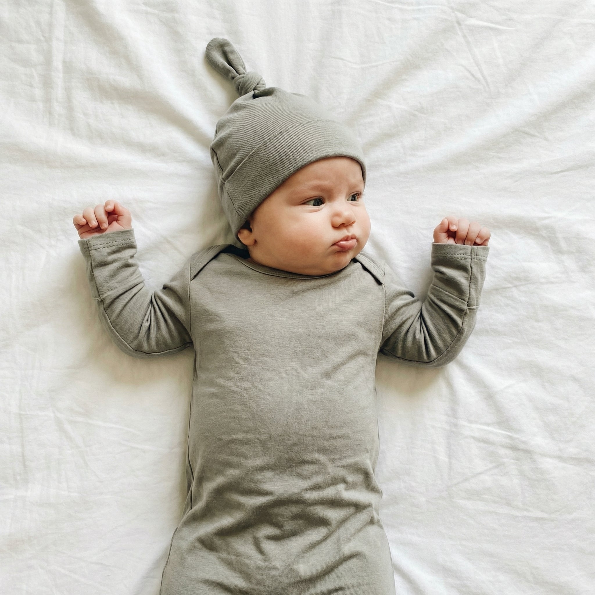 Sleep Gown with Hat Set in Smoke