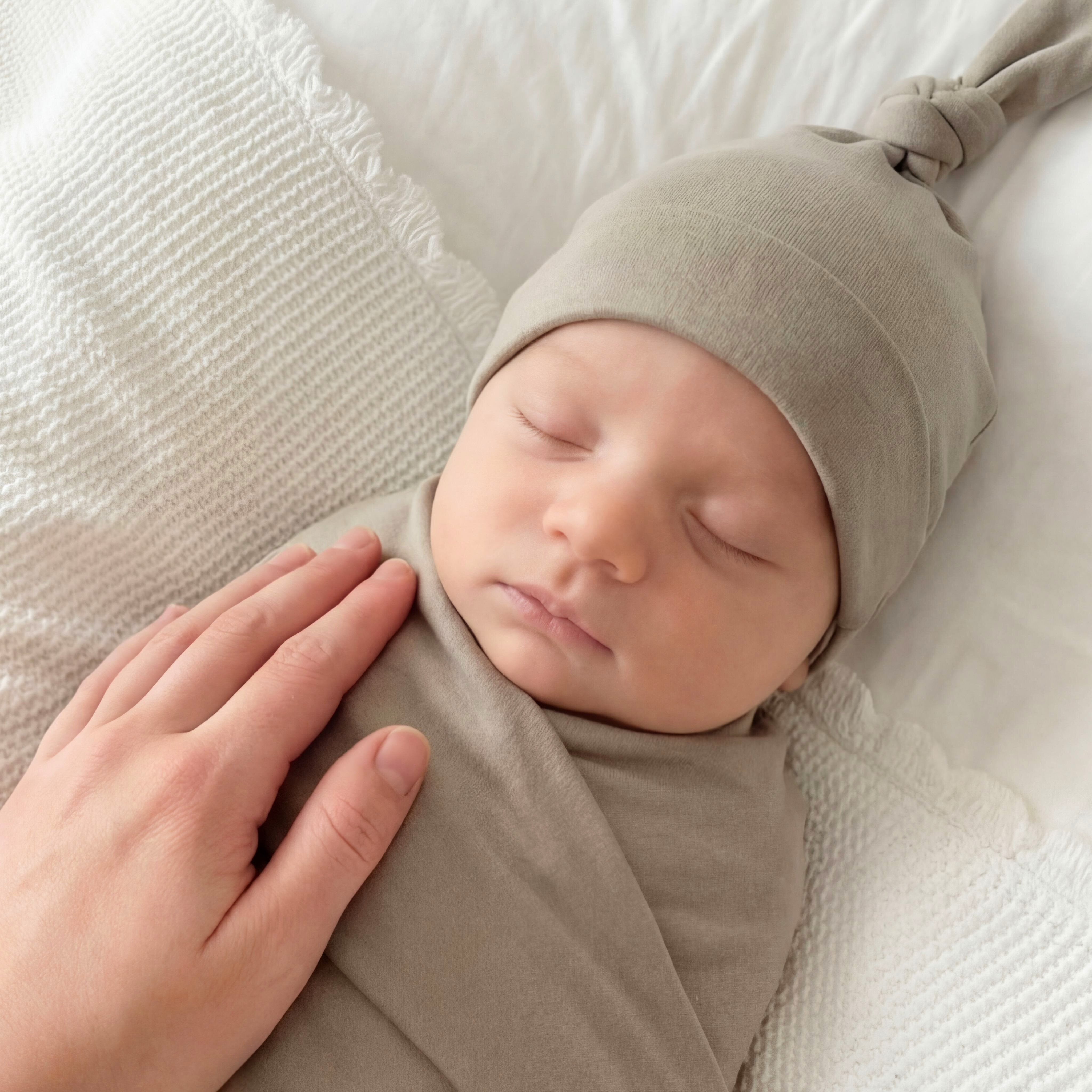 Swaddle with Hat Set in Smoke