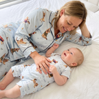 Long Sleeve Women's Pajama Set in Winter Wag