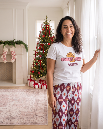 Women's Graphic Tee in Dear Santa Pink