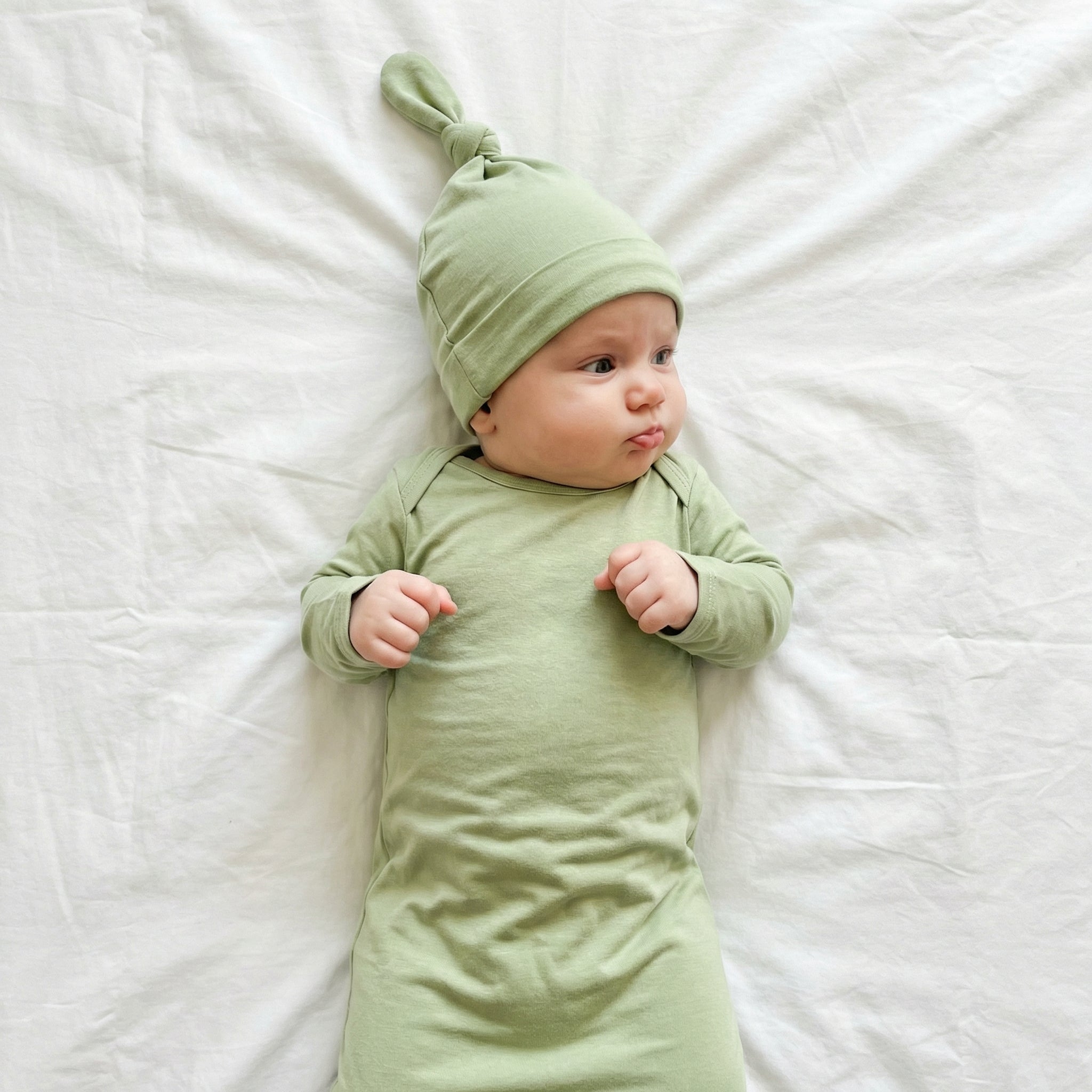 Sleep Gown with Hat Set in Mint Sage