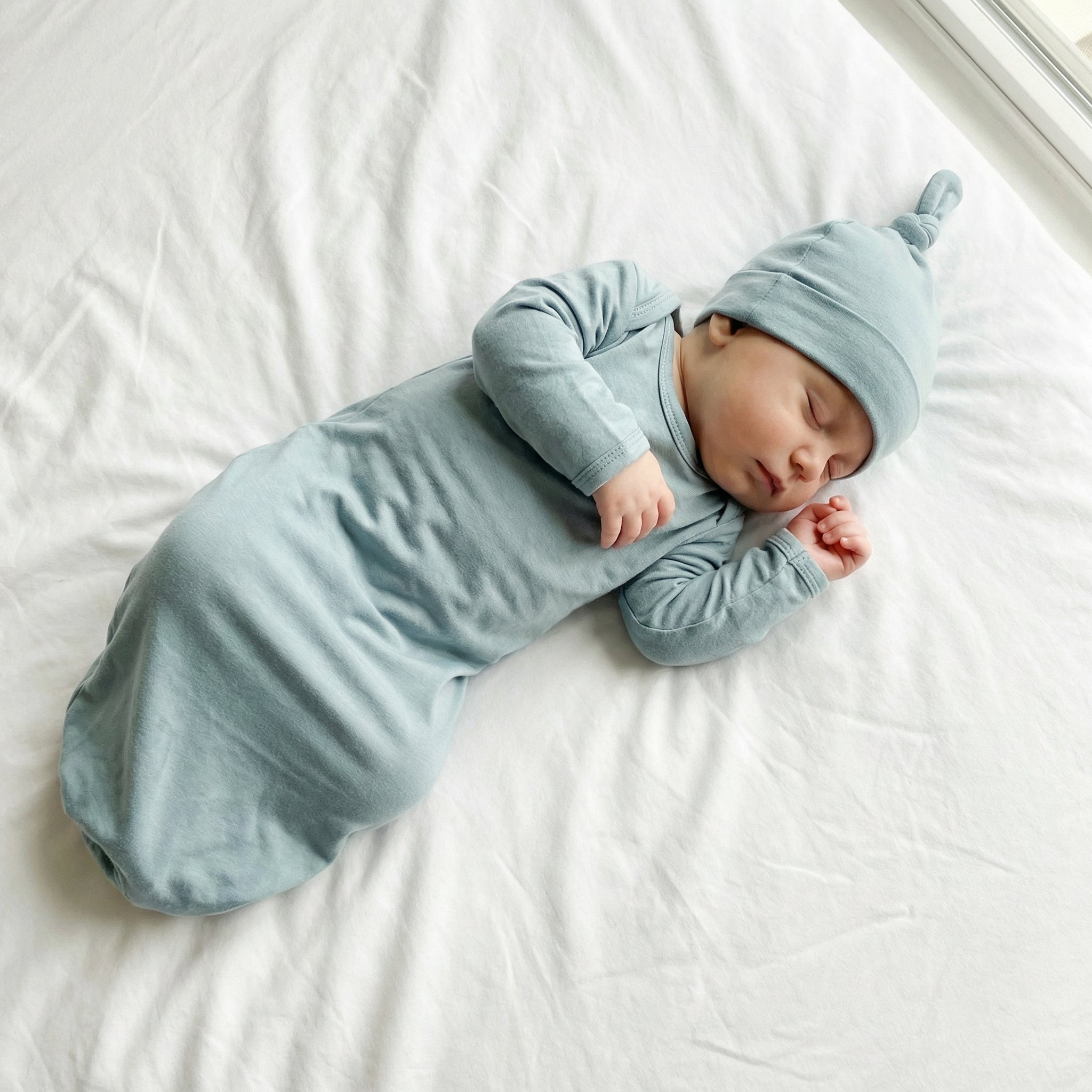 Sleep Gown with Hat Set in Mist Blue