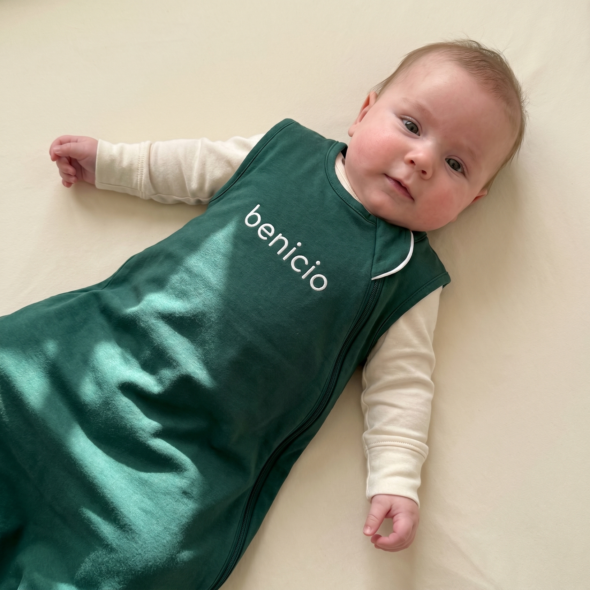 Embroidered Sleep Bag in Dark Green 0.5 TOG