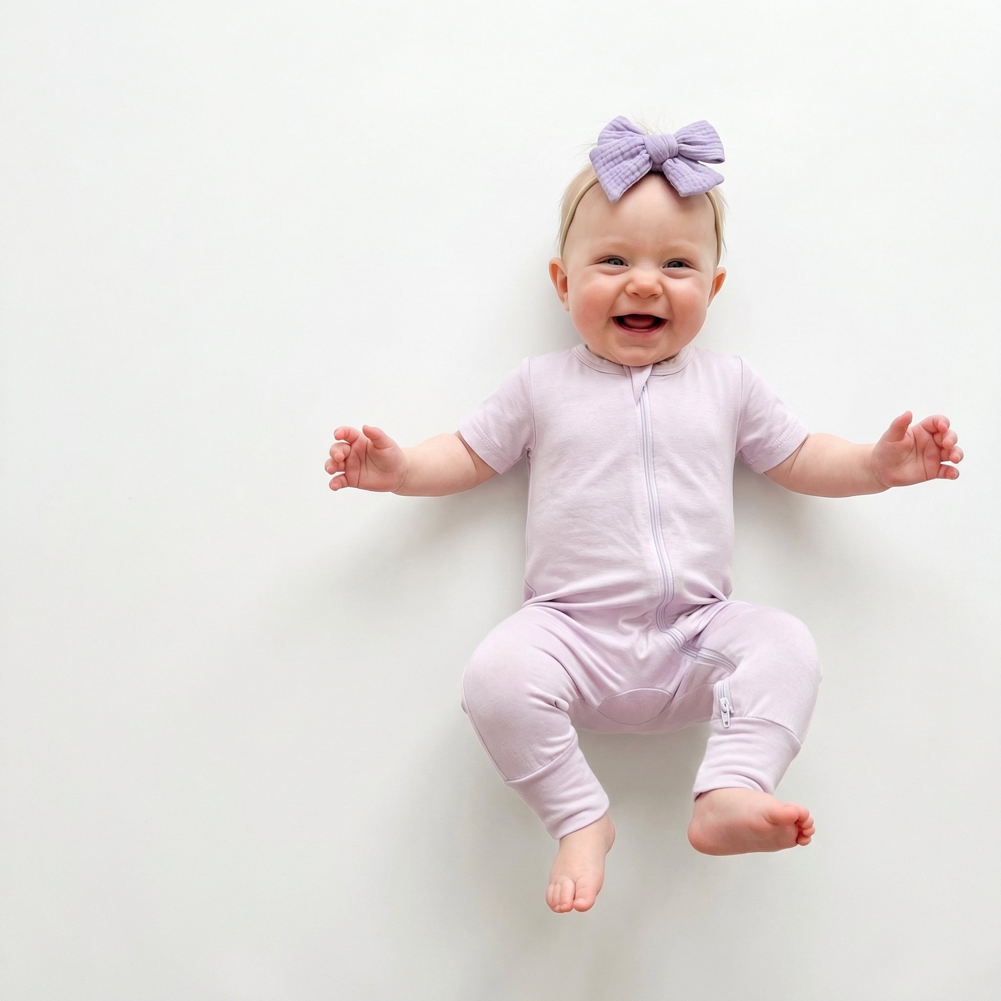 Short Sleeves Zip Romper in Light Purple