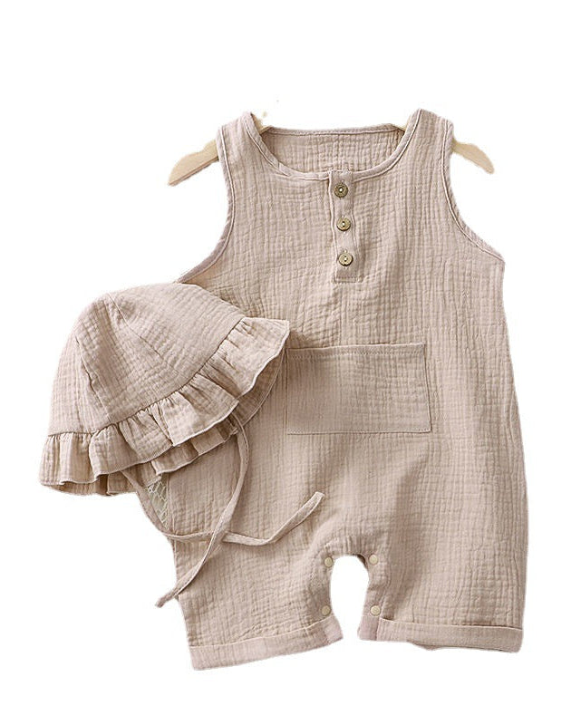 Sleeveless Gauze Snap Romper with Hat in Wheat