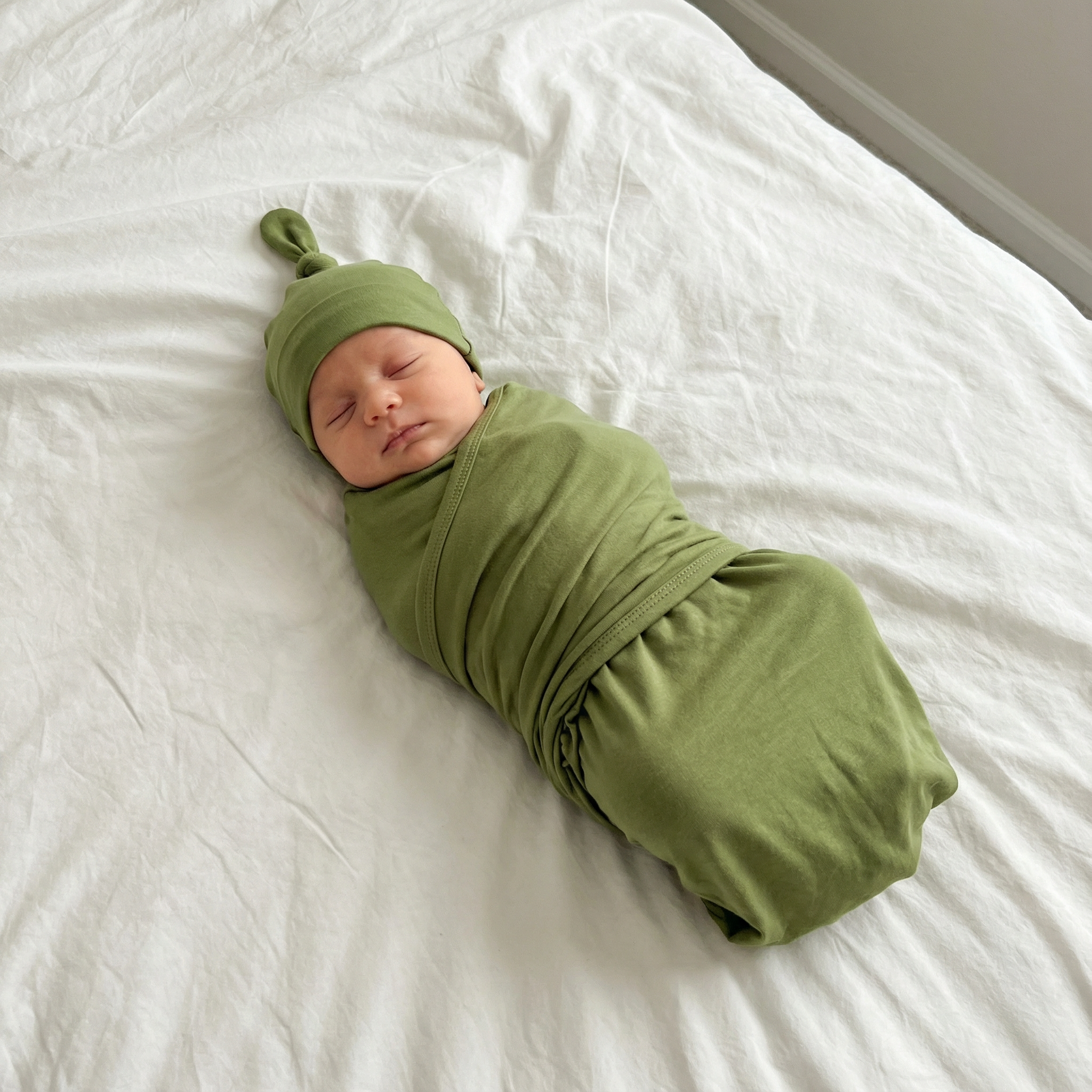 Swaddle with Hat Set in Forest